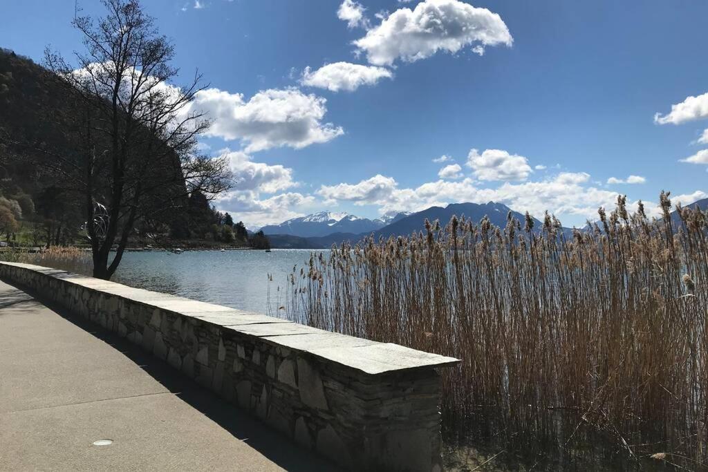 Chez Jacques - Terrasse Avec Vue Lac Et Montagne Annecy Exterior photo